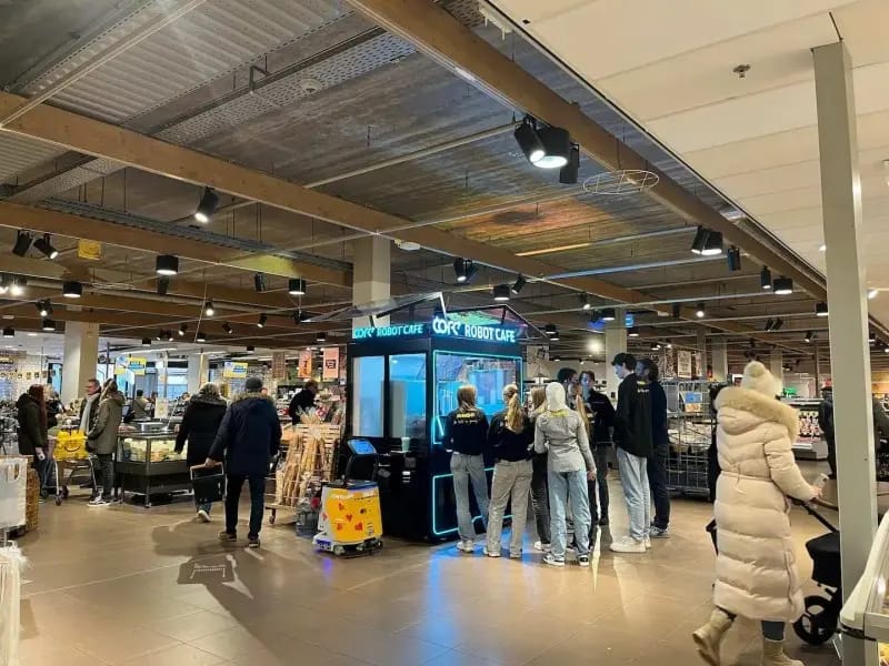 cofeplus robot coffee kiosk at jumbo supermarket